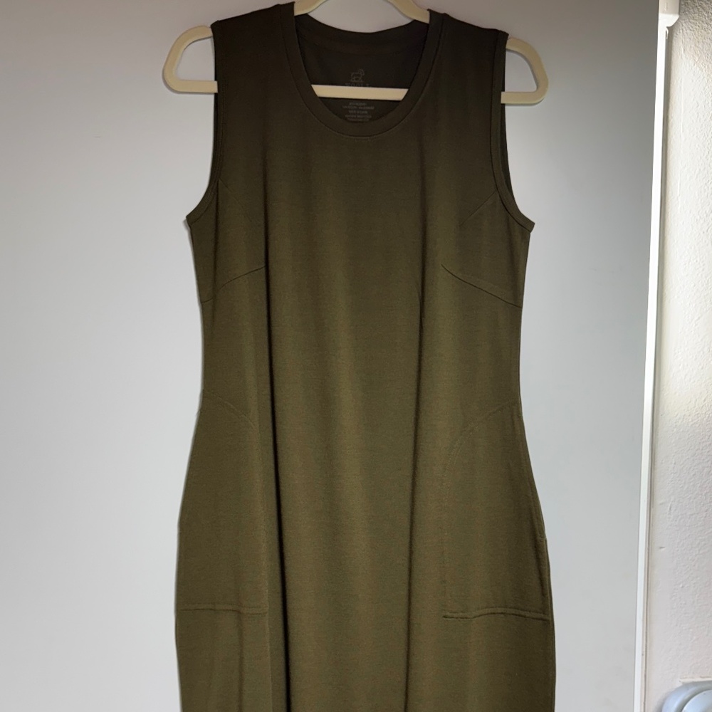 Olive Green Sleeveless Midi Dress